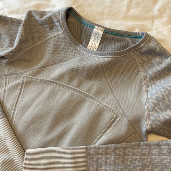 Ivivva sz 10 - Picture 2 of 4